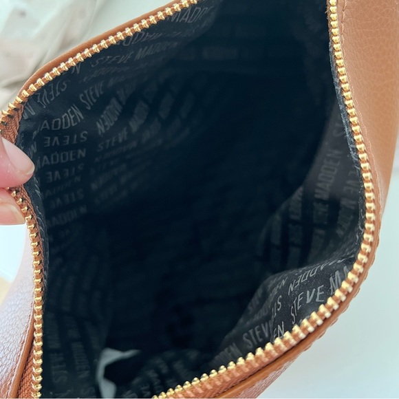 NWT Steve Madden Cognac Tote - Picture 13 of 15